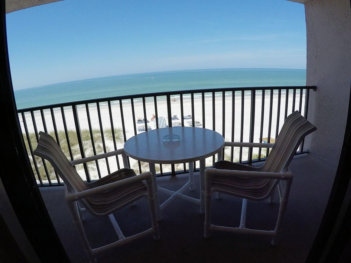 Island Gulf Resort St. Pete Beach Buitenkant foto